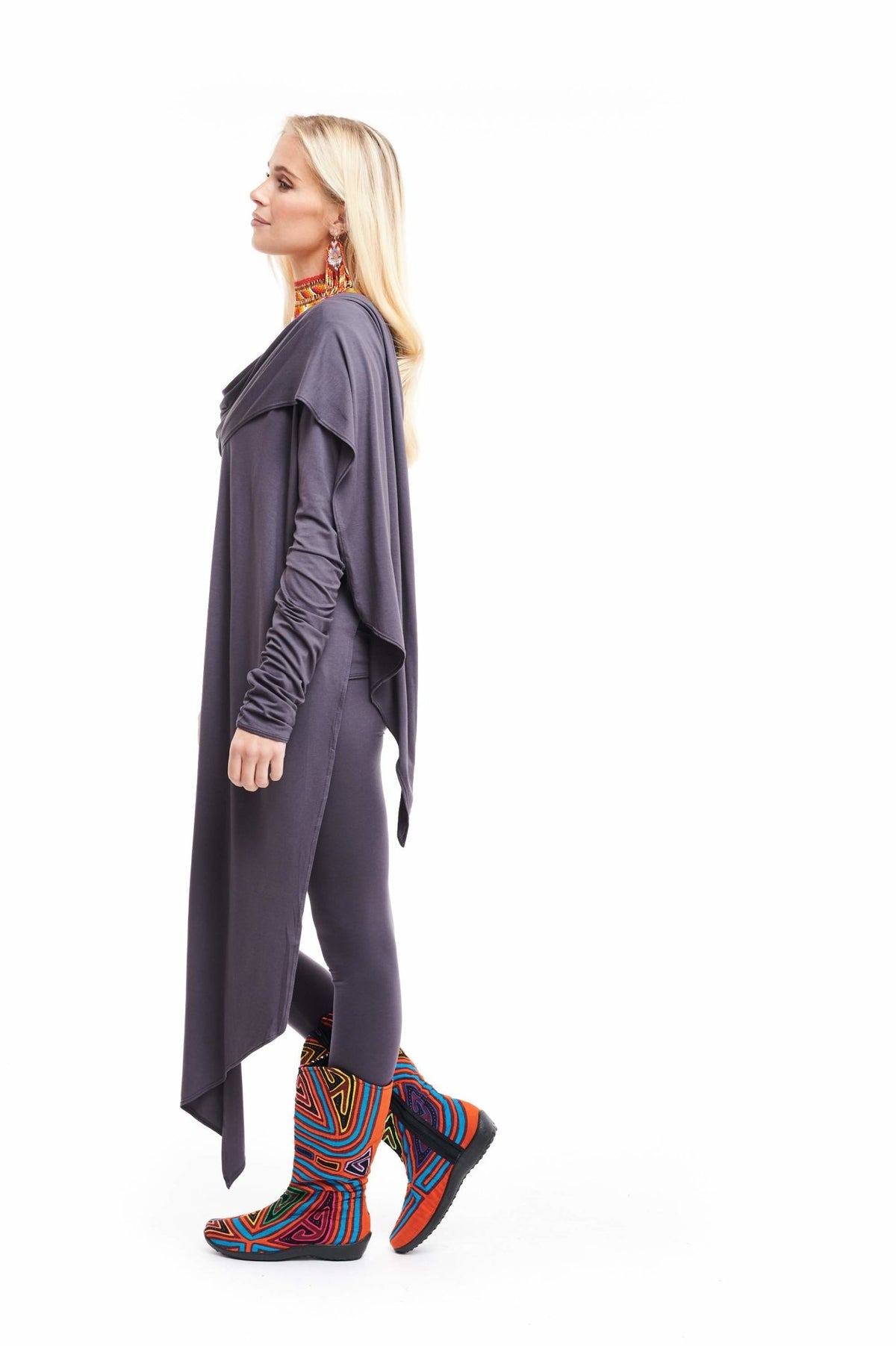 Bamboo Long Sleeve Top Charcoal - MUDRA