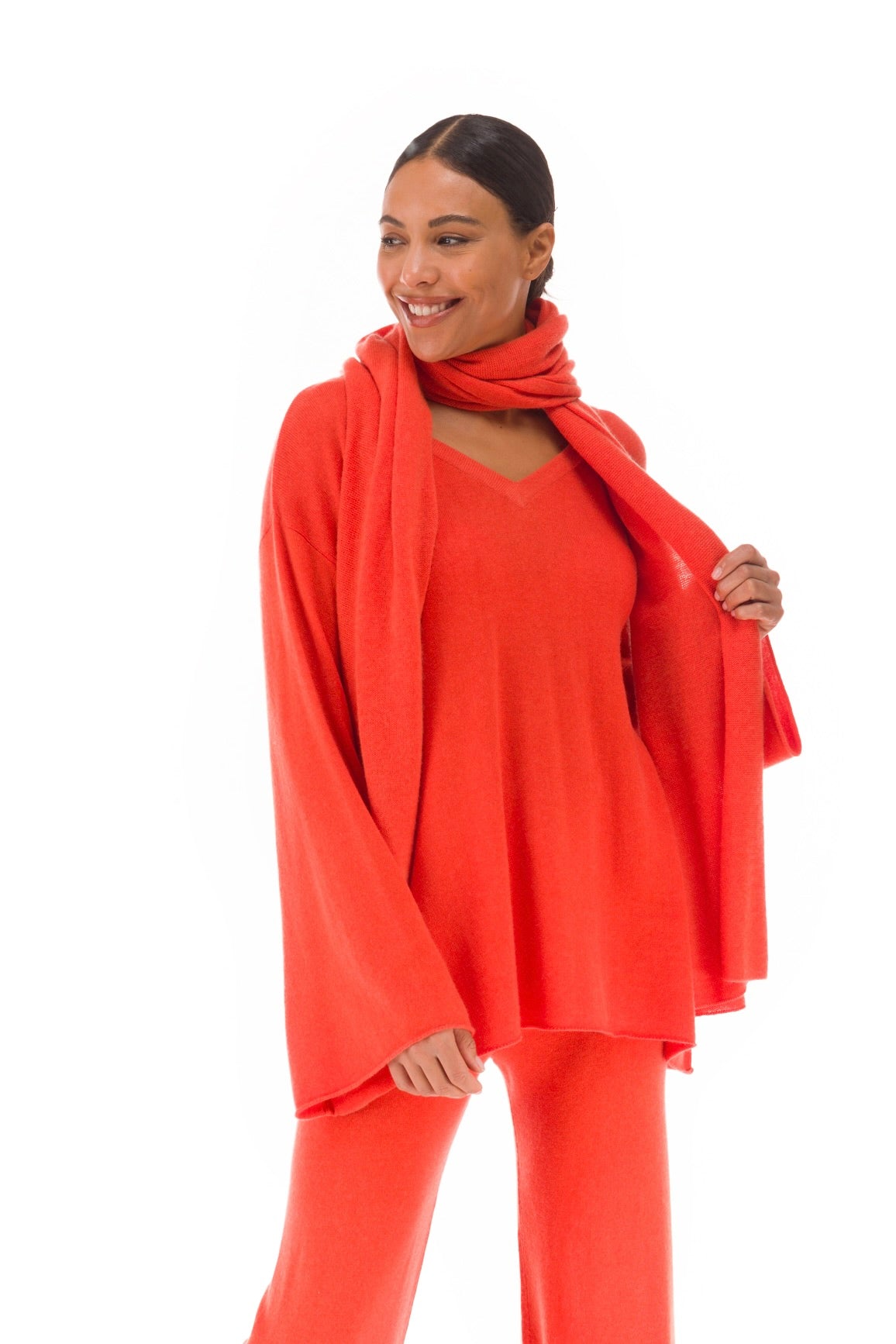 100% CASHMERE FLUTED V-NECK JUMPER ORANGE