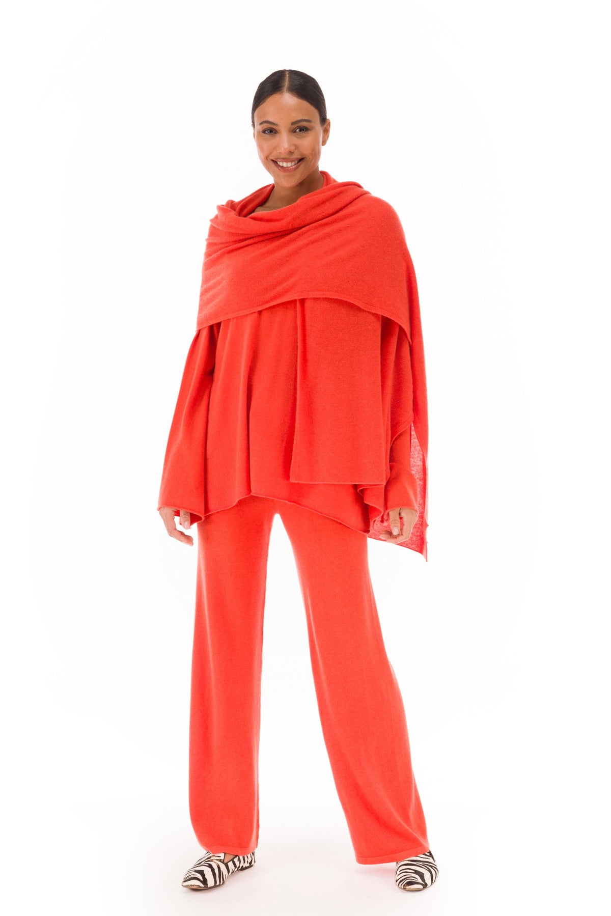 100% CASHMERE FLUTED V-NECK JUMPER ORANGE