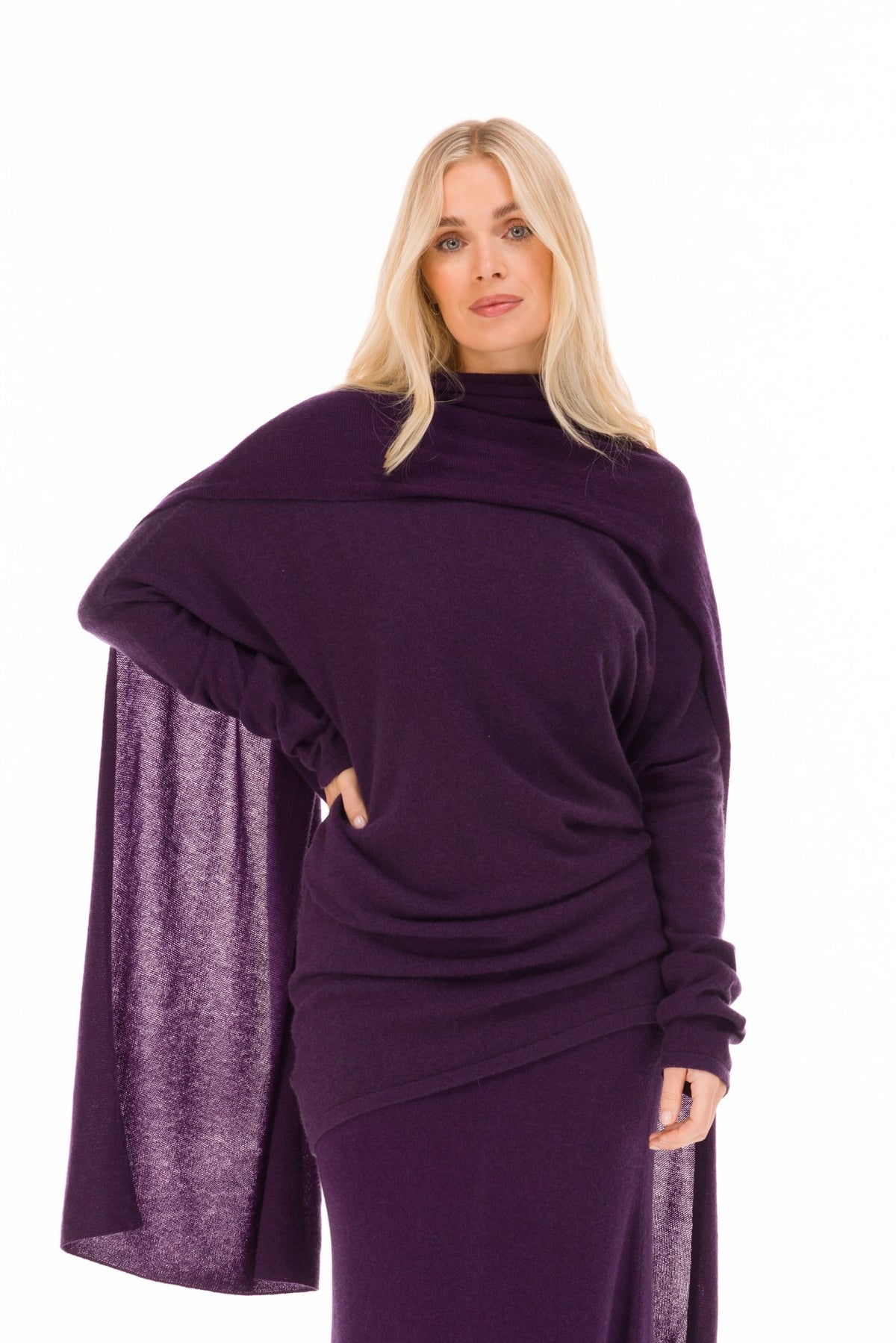 100% CASHMERE KNITTED SCARF AUBERGINE