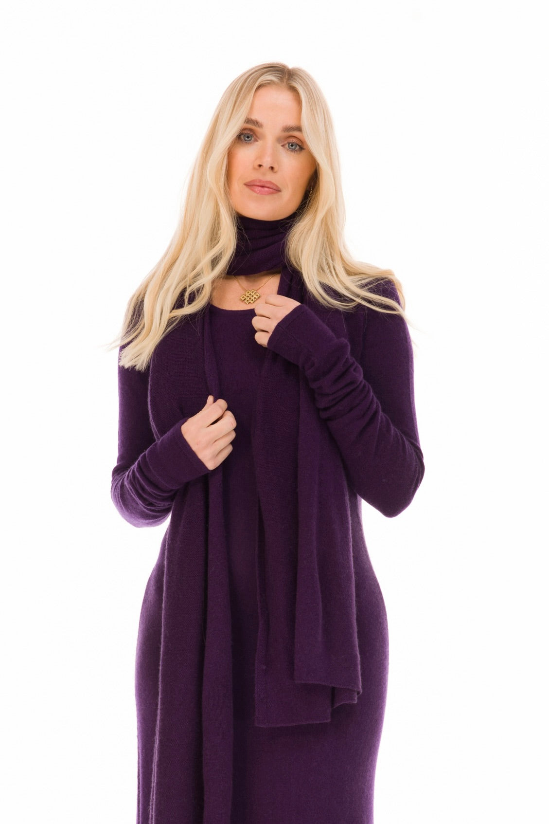 100% CASHMERE MAXI FITTED DRESS AUBERGINE
