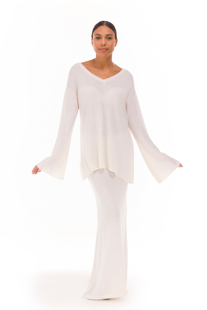 100% CASHMERE FLUTED V-NECK JUMPER WINTER WHITE