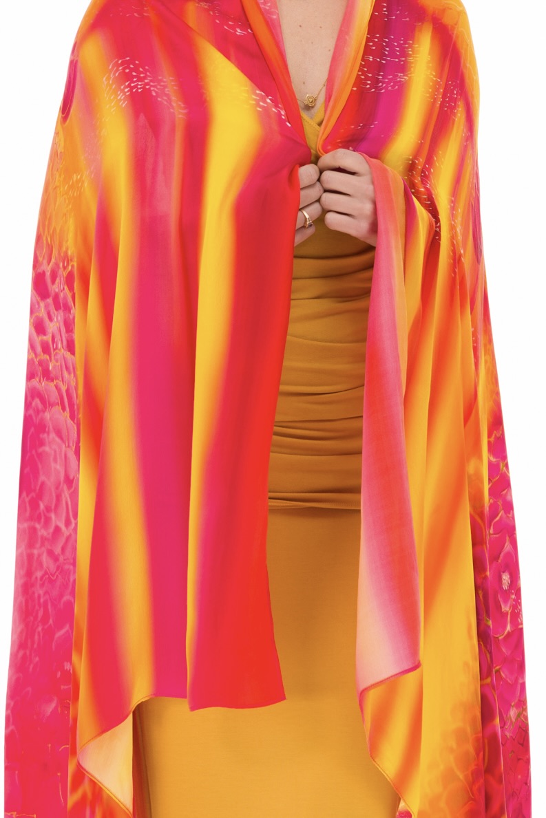 LAKSHMI SILK SHAWL – THE RADIANCE OF DIVINE ABUNDANCE