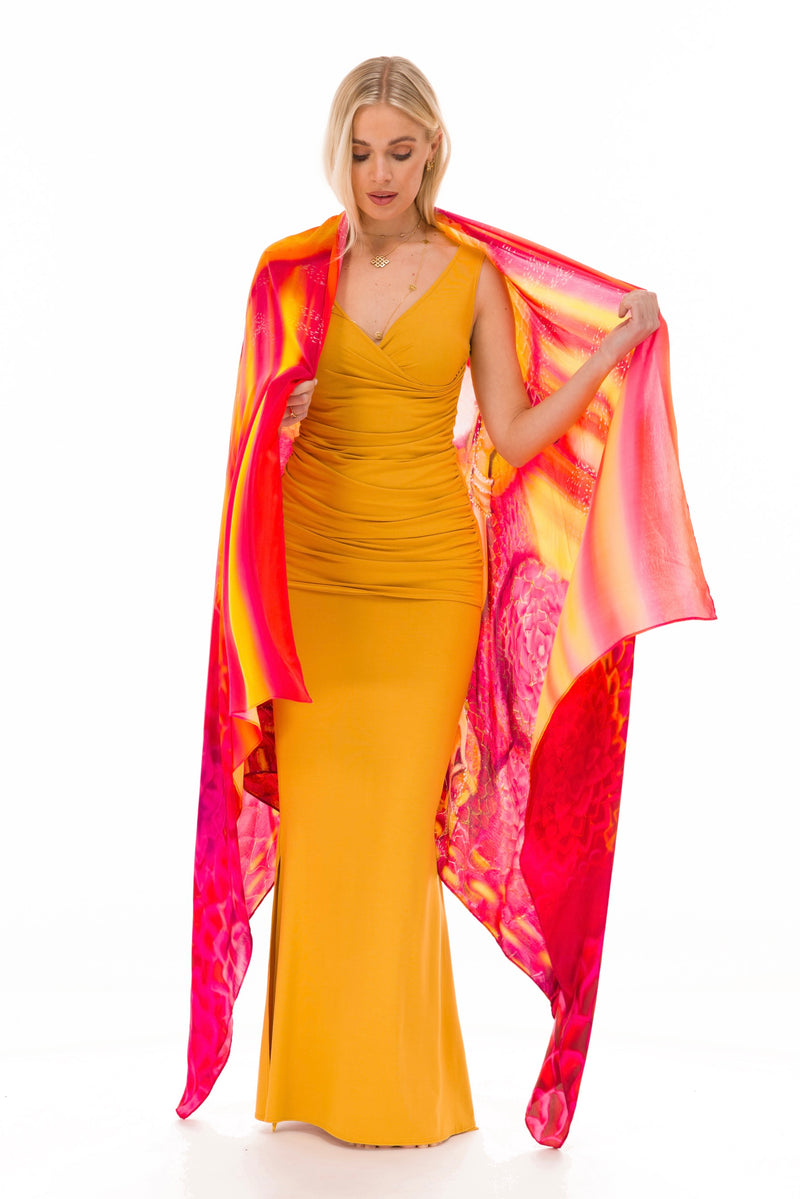 LAKSHMI SILK SHAWL – THE RADIANCE OF DIVINE ABUNDANCE