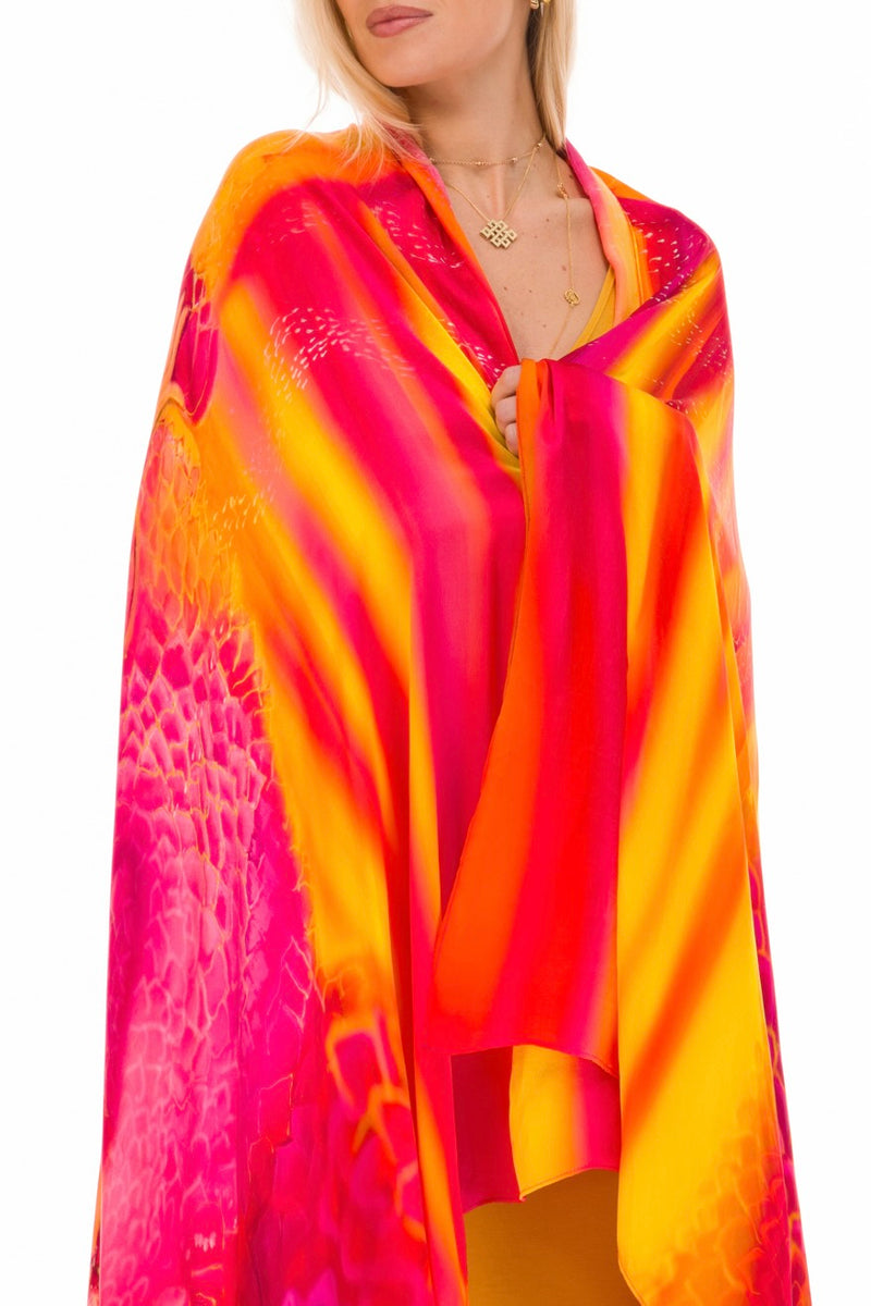 LAKSHMI SILK SHAWL – THE RADIANCE OF DIVINE ABUNDANCE