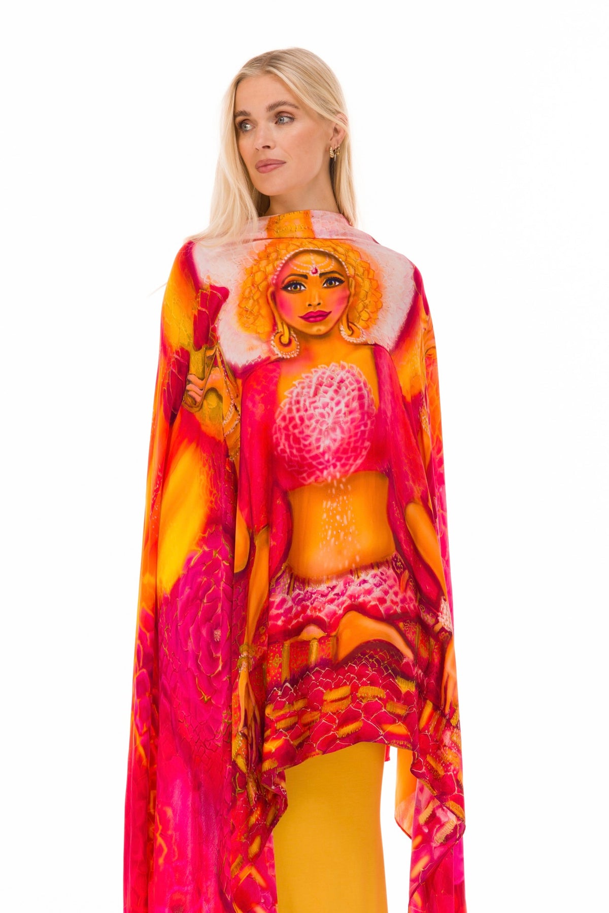 LAKSHMI SILK SHAWL – THE RADIANCE OF DIVINE ABUNDANCE