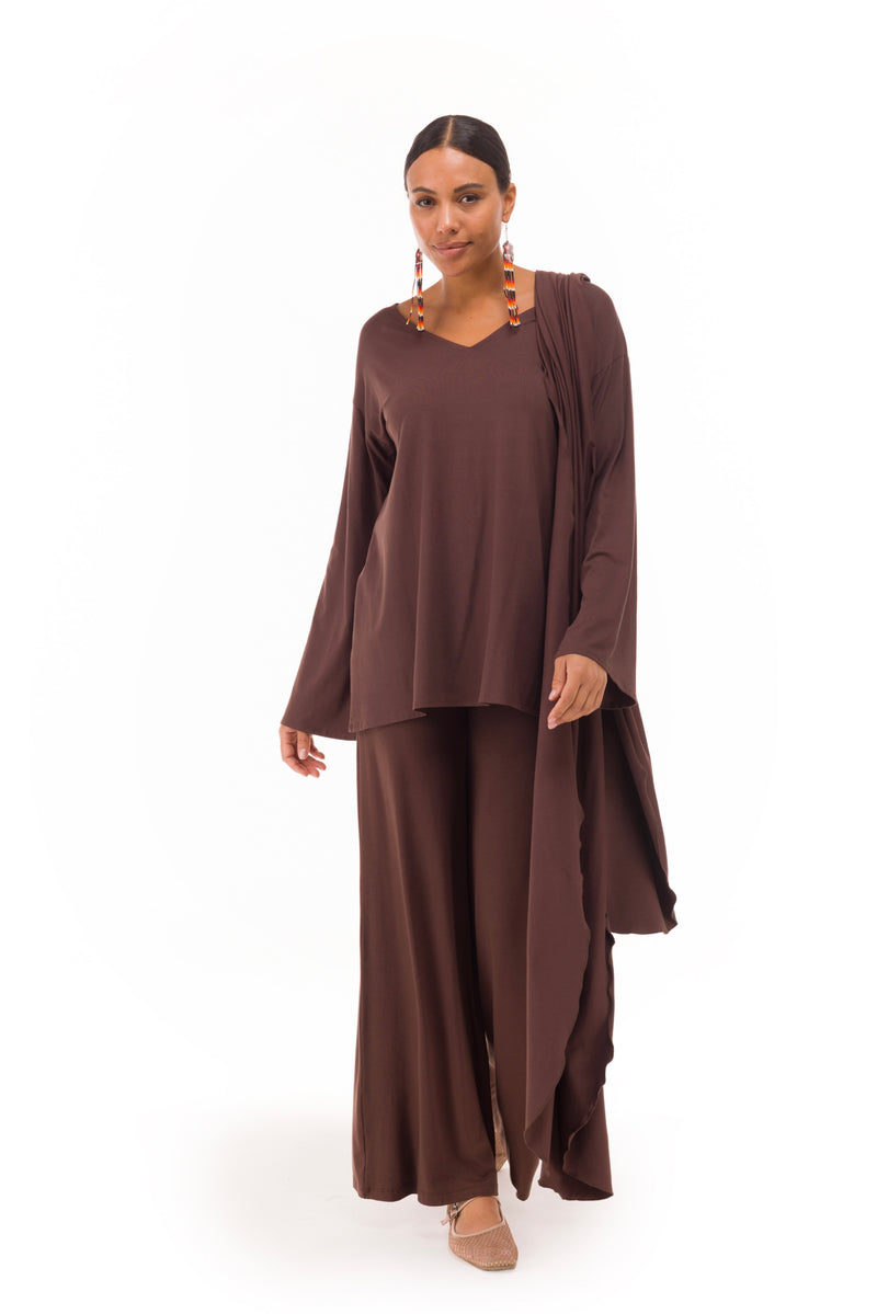 BAMBOO FLUTED V-NECK TOP BROWN