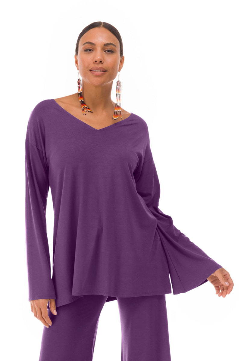 BAMBOO FLUTED V-NECK TOP PURPLE