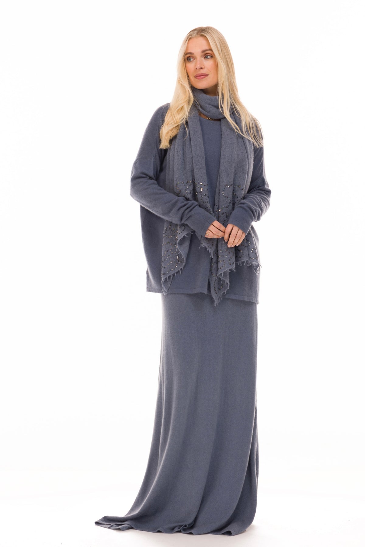 100% CASHMERE MAXI FITTED DRESS DOVE GREY