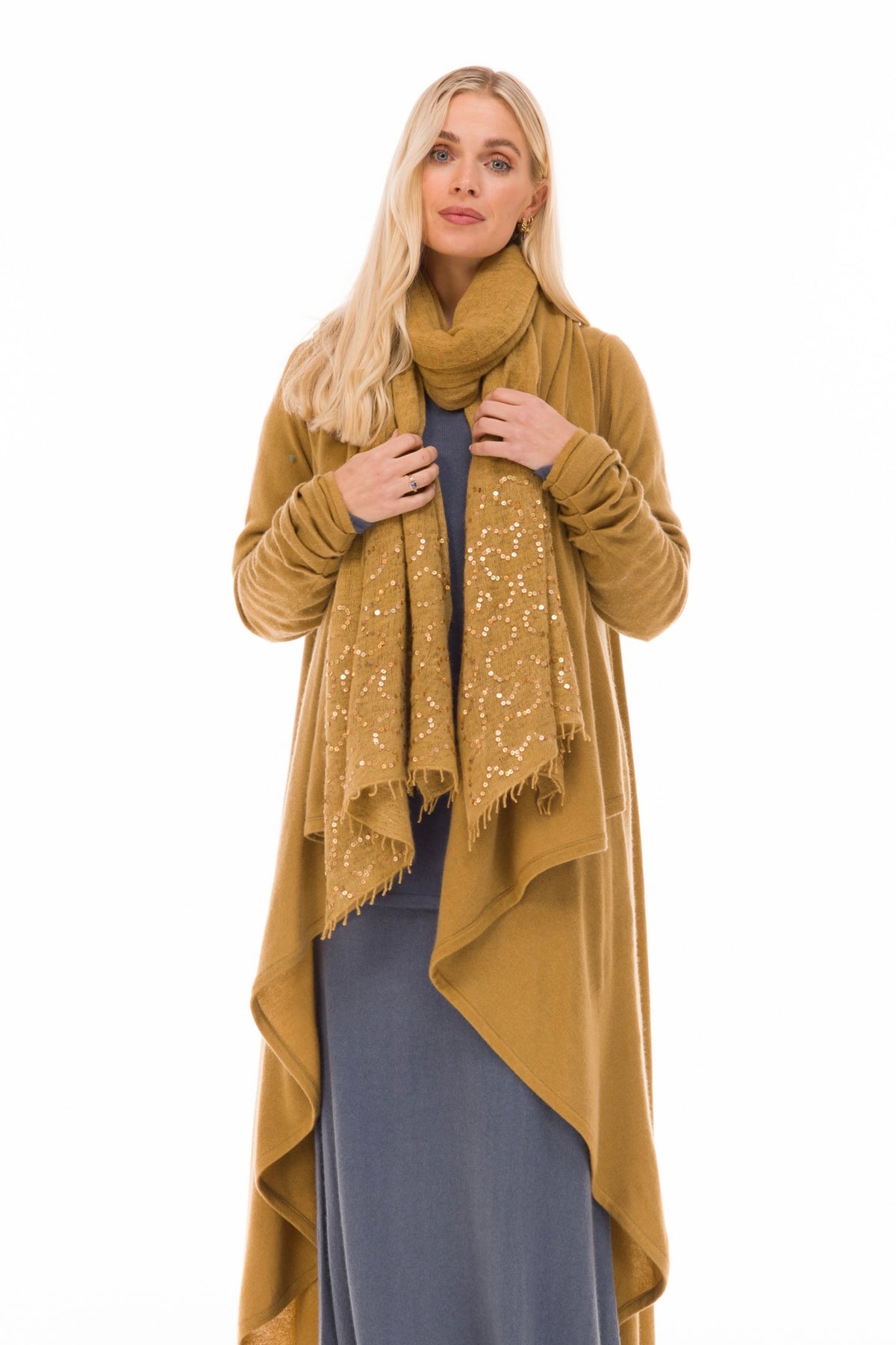 100% CASHMERE FELTED SCARF WITH SEQUINS HONEY