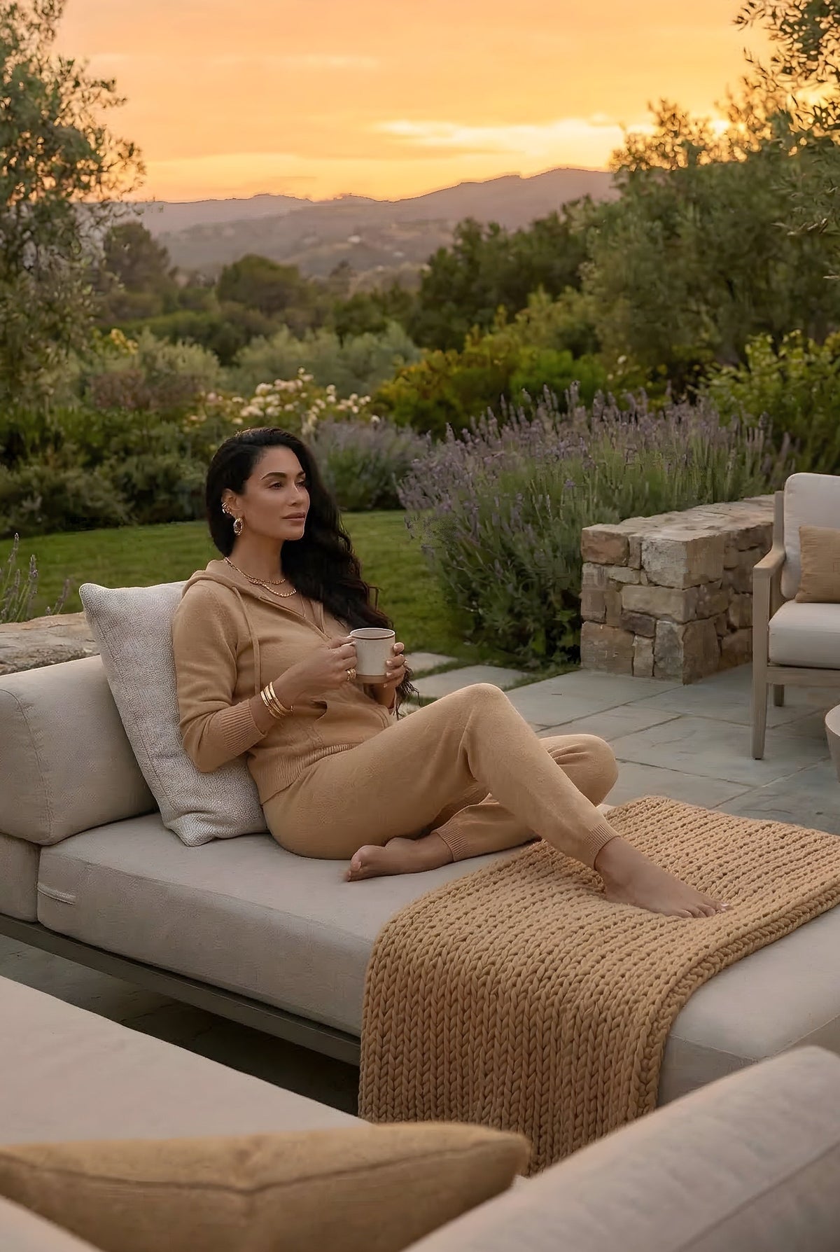 100% CASHMERE TRACKSUIT TOP HONEY
