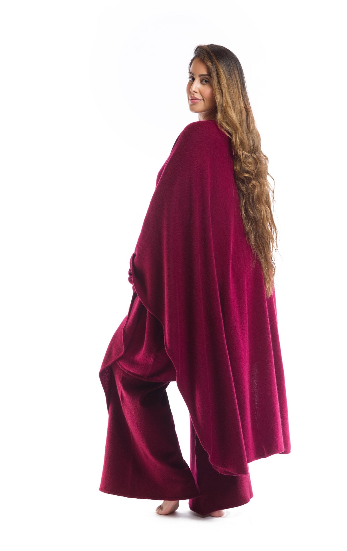 100% 4 PLY AVALON CASHMERE CAPE BURGUNDY