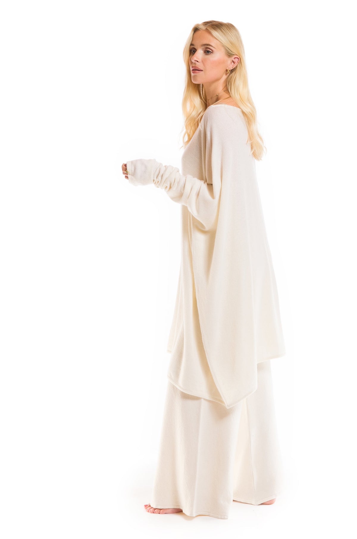 100% 2 PLY CASHMERE SNUGGLE BOX JUMPER WINTER WHITE