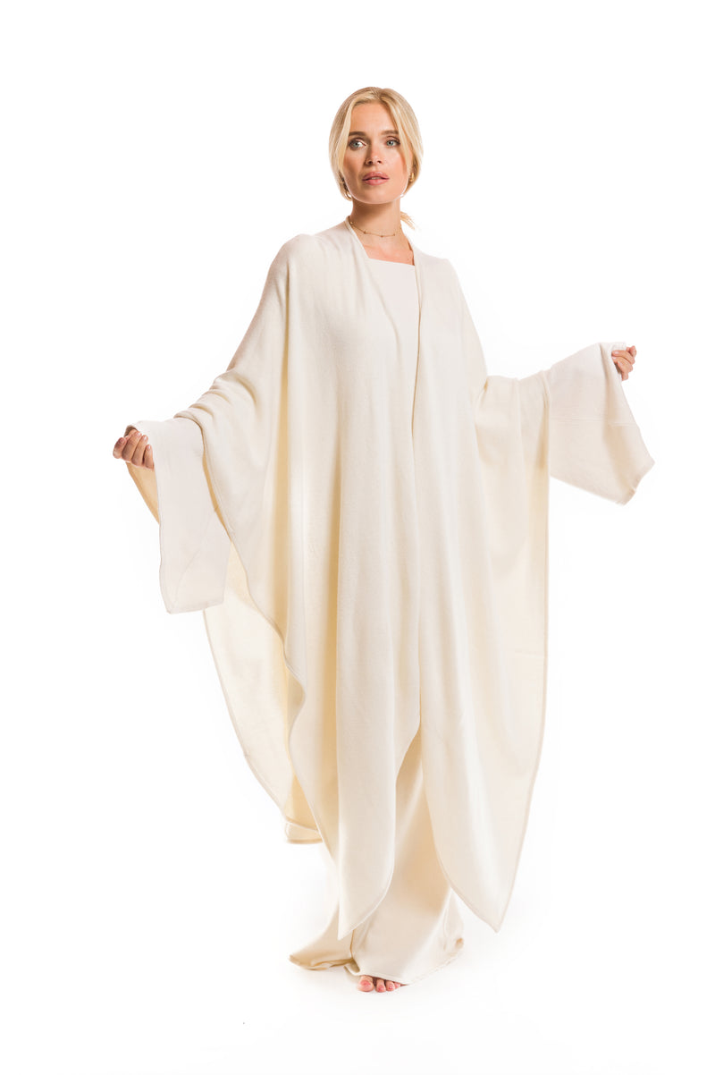 100% 4 PLY AVALON CASHMERE CAPE WINTER WHITE