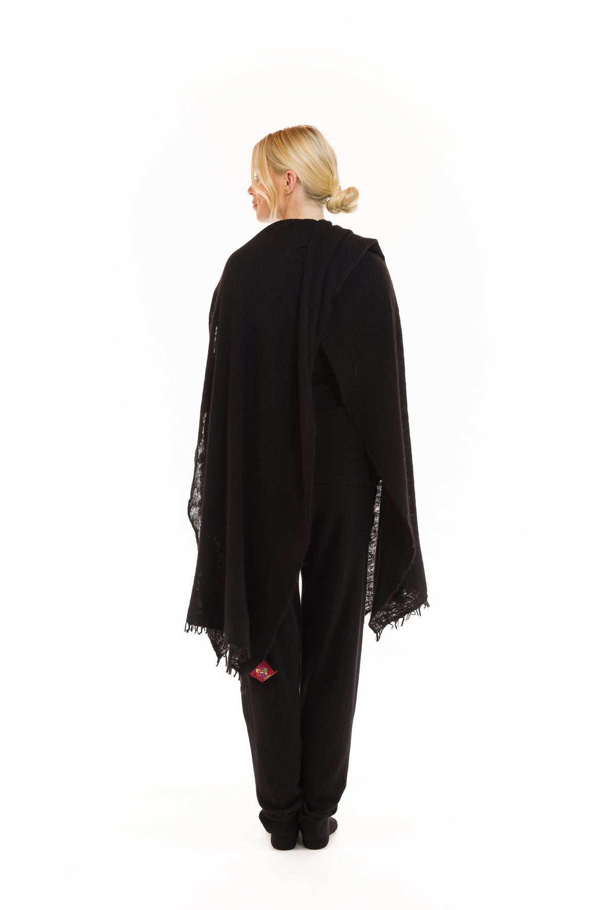 100% CASHMERE FELTED SCARF BLACK