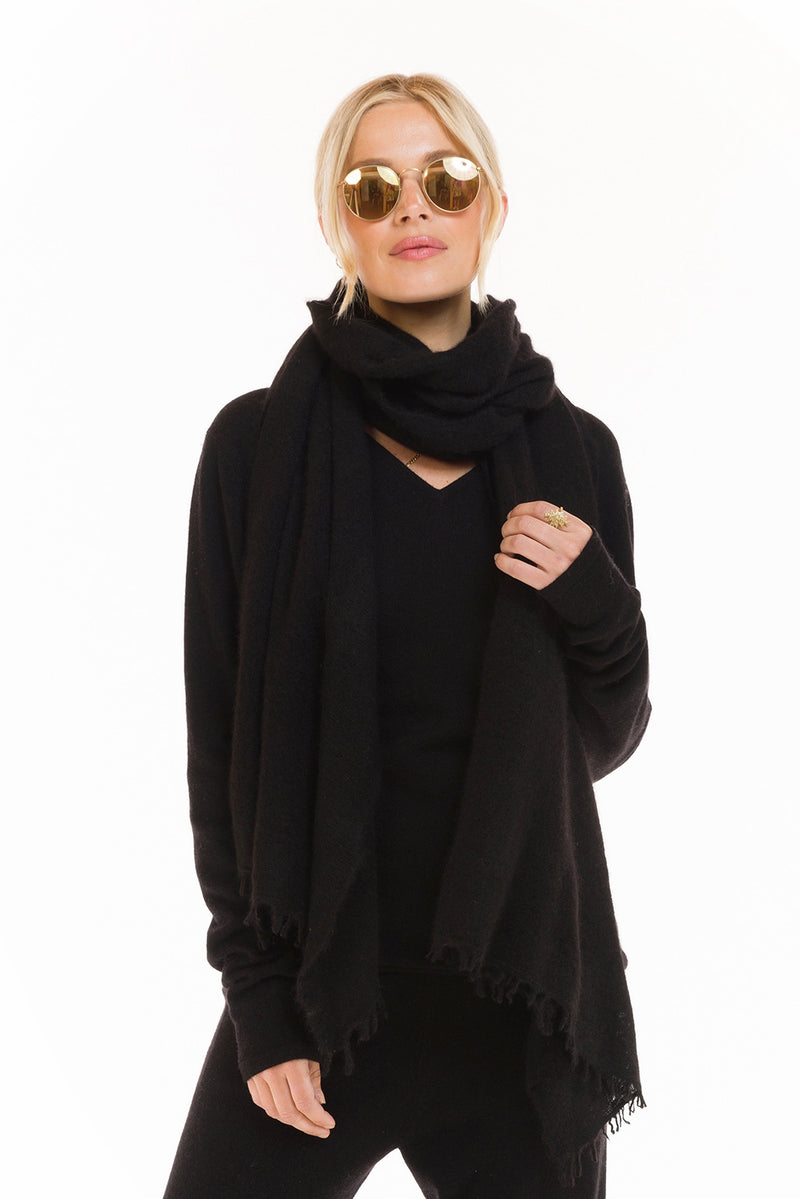 100% CASHMERE V-NECK TOP BLACK