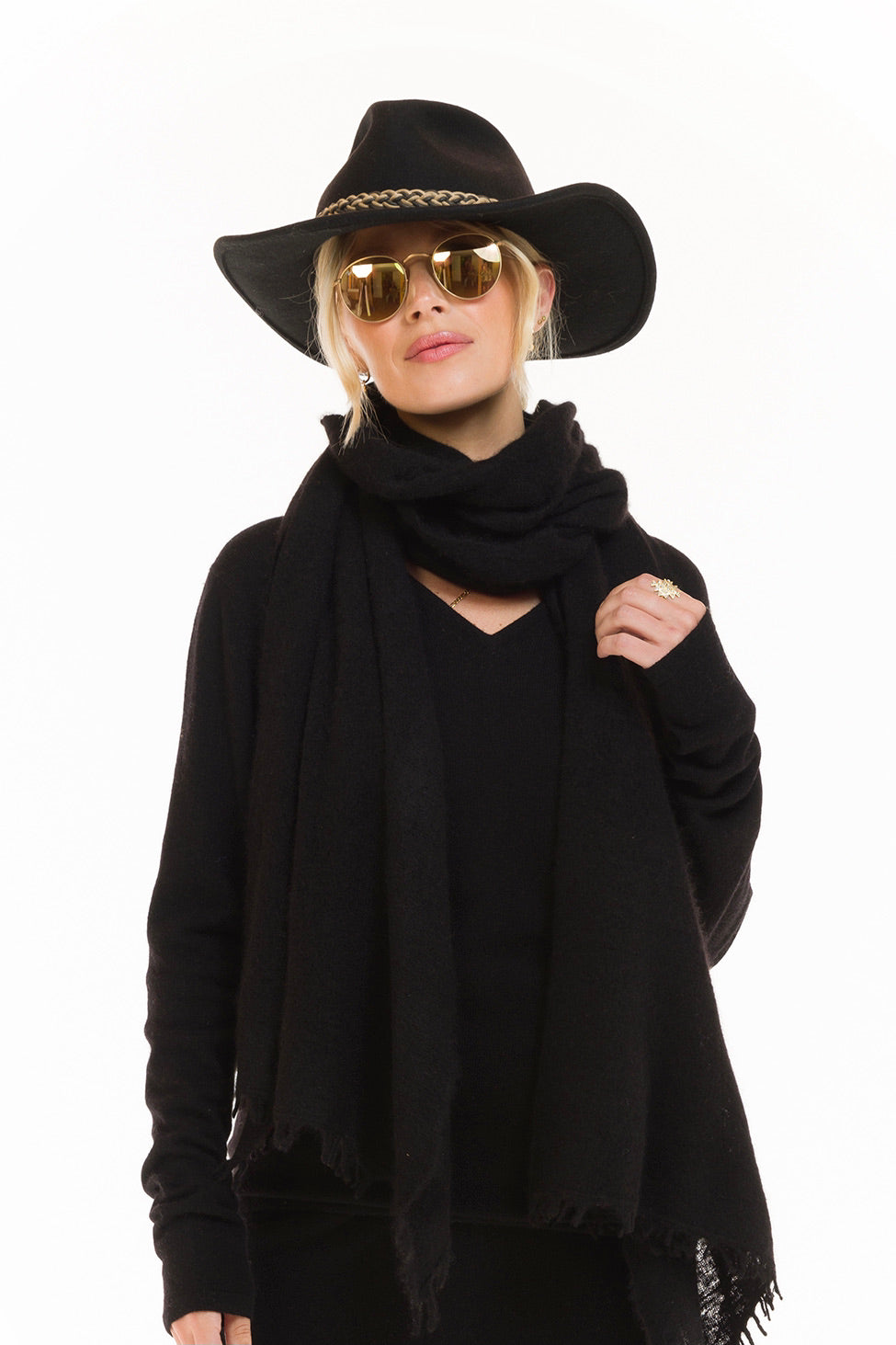 100% CASHMERE FELTED SCARF BLACK