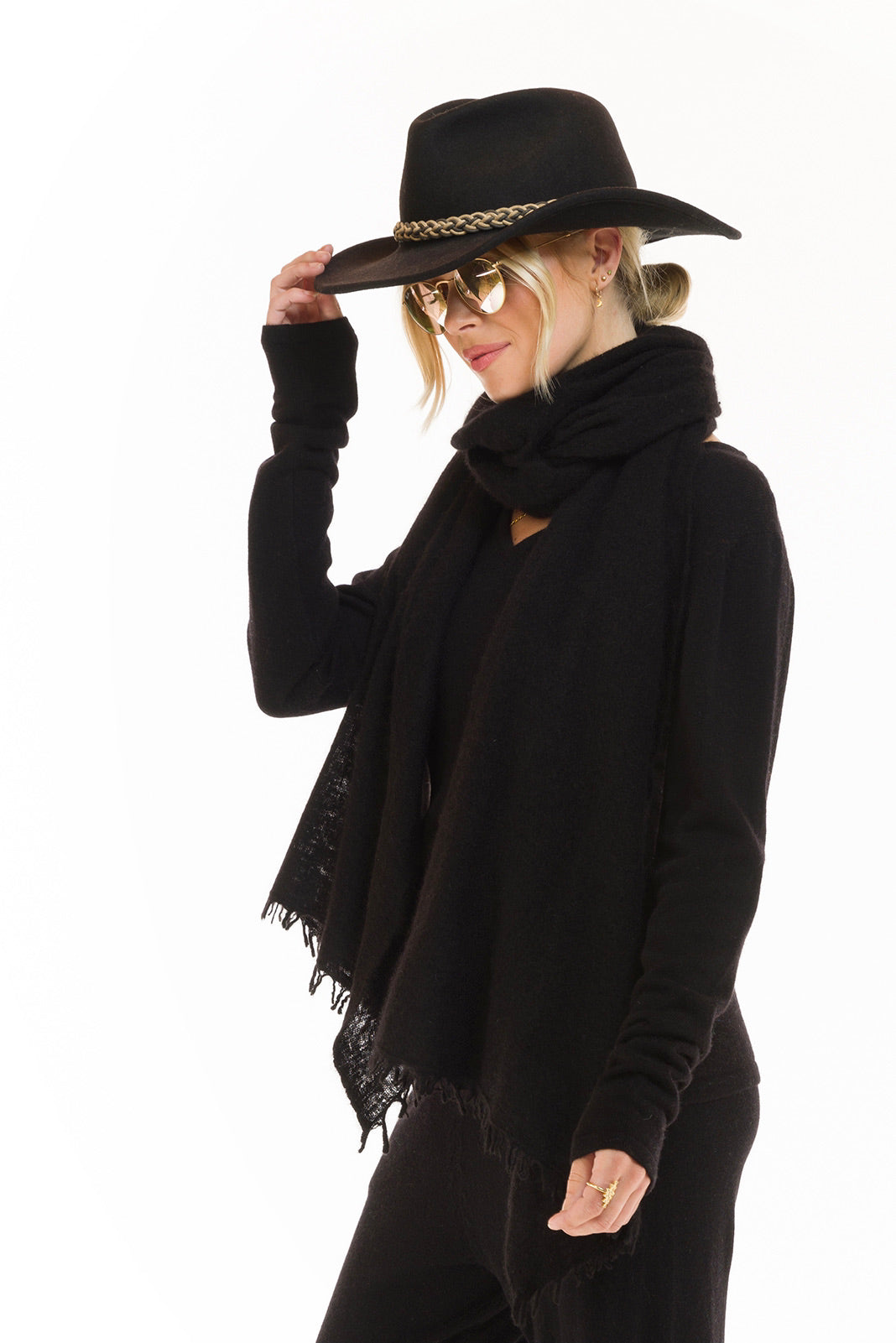 100% CASHMERE FELTED SCARF BLACK