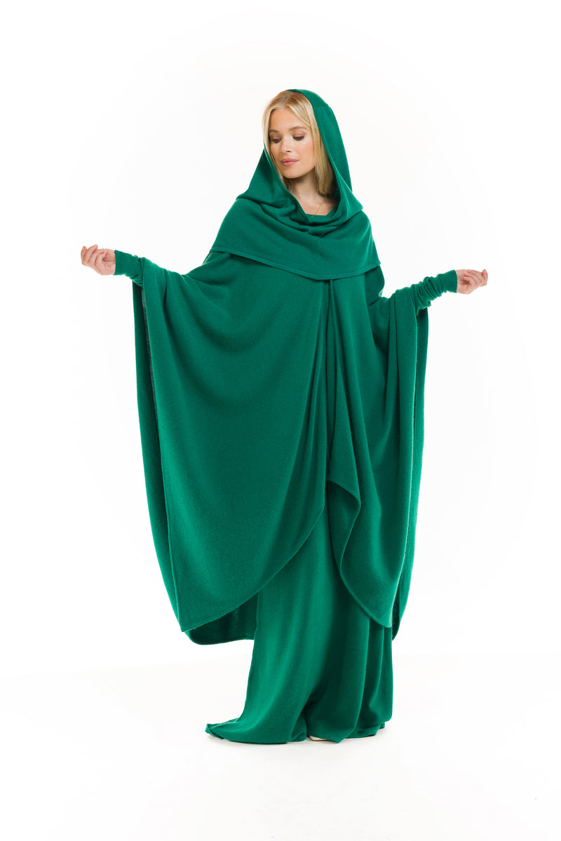 100% 4 PLY AVALON CASHMERE CAPE EMERALD GREEN