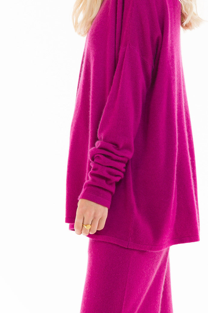 100% CASHMERE BOAT NECK JUMPER FUCHSIA