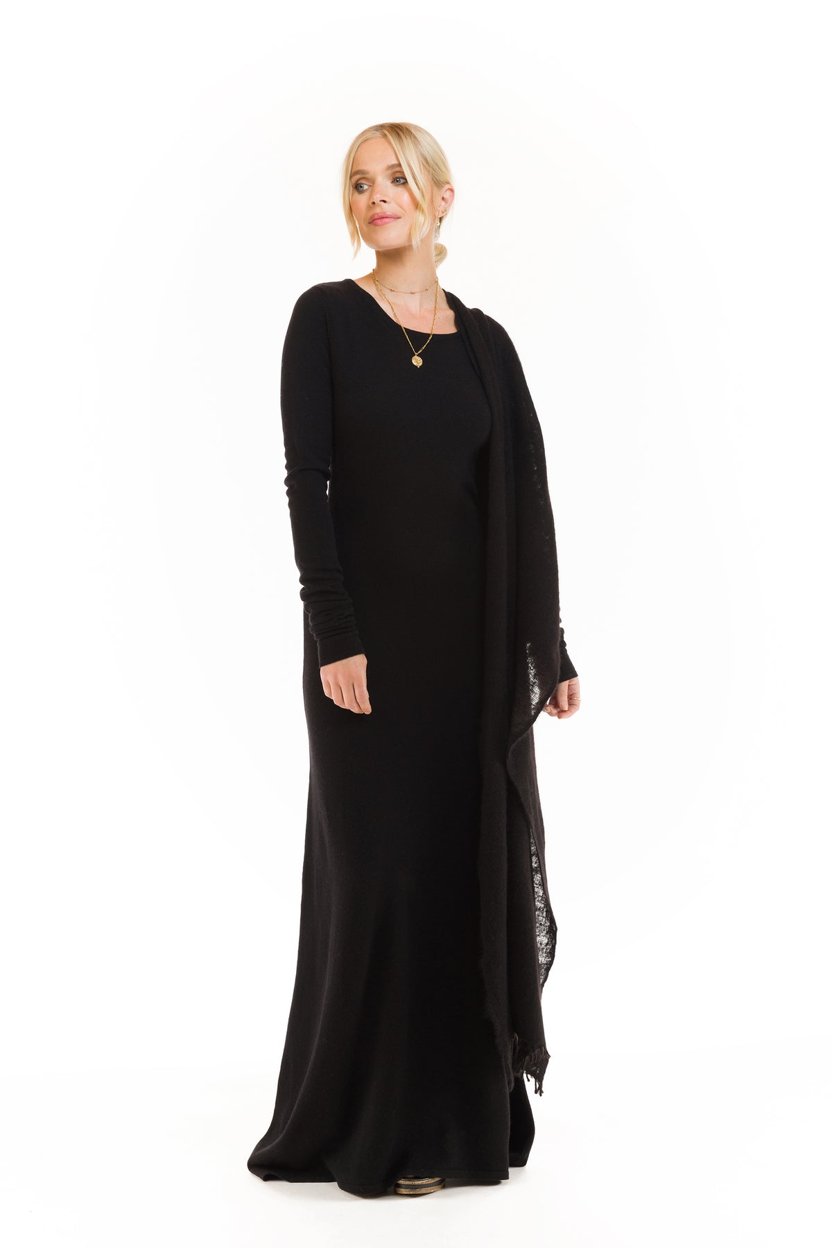 100% CASHMERE MAXI FITTED DRESS BLACK