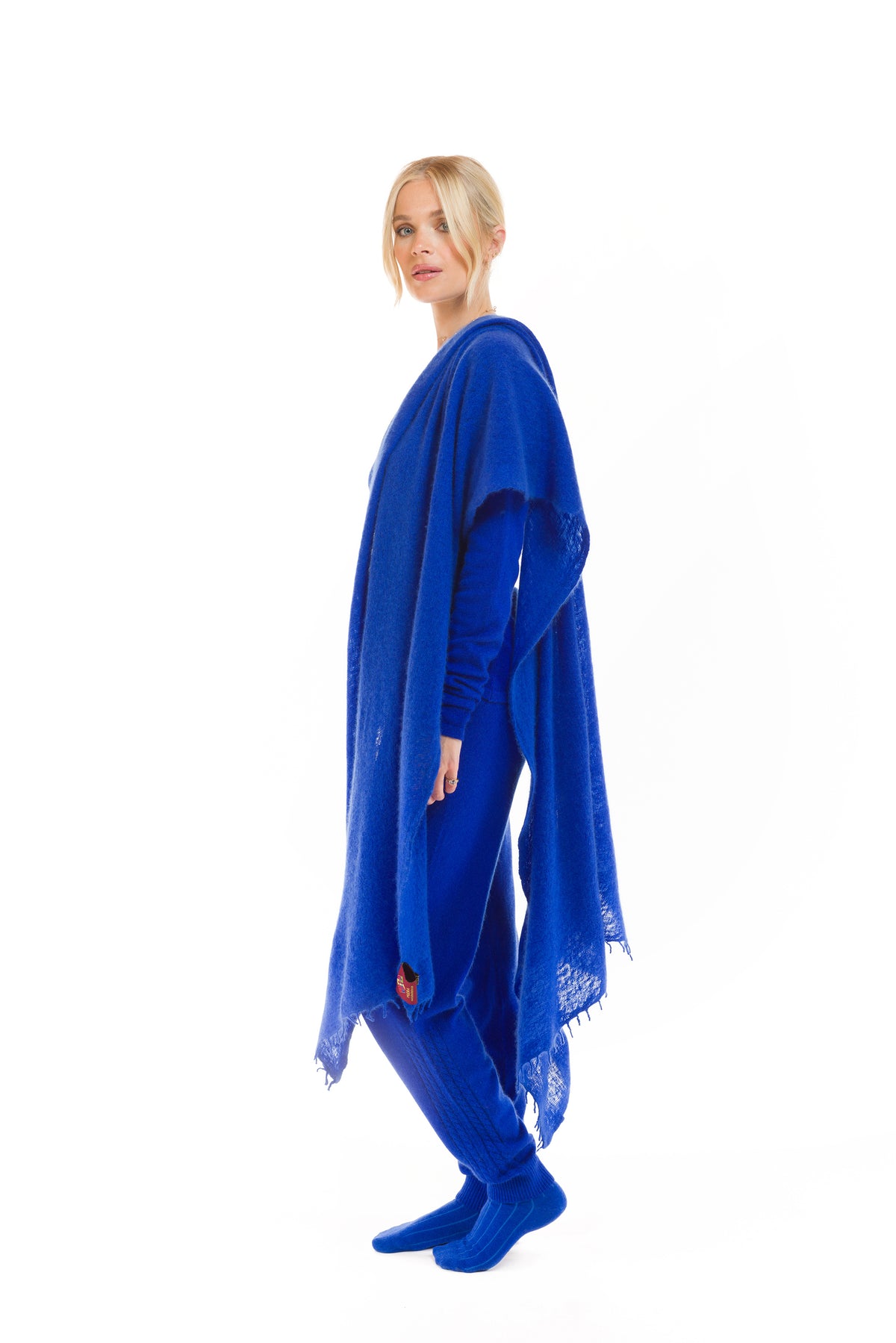 100% CASHMERE FELTED SCARF ROYAL BLUE