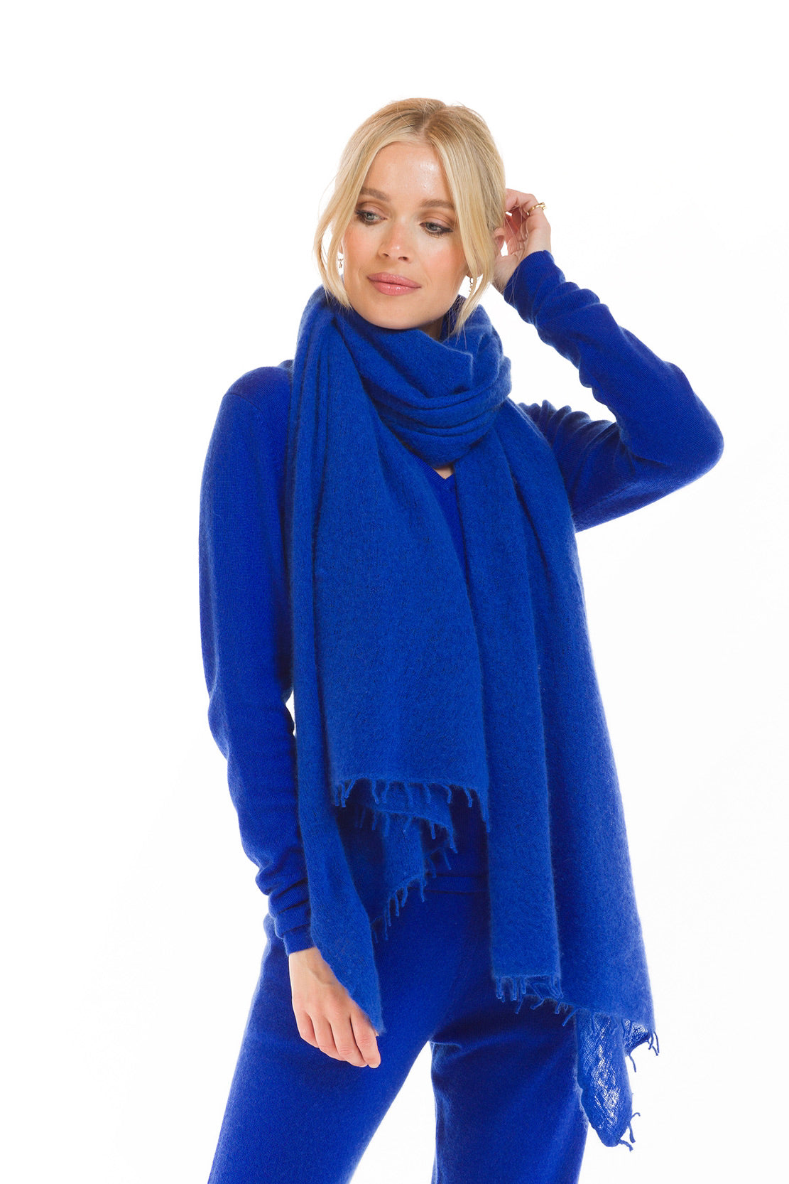 100% CASHMERE FELTED SCARF ROYAL BLUE