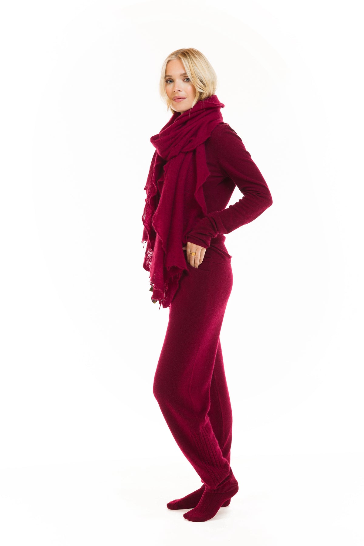 FINAL SALE - CASHMERE SOCKS BURGUNDY