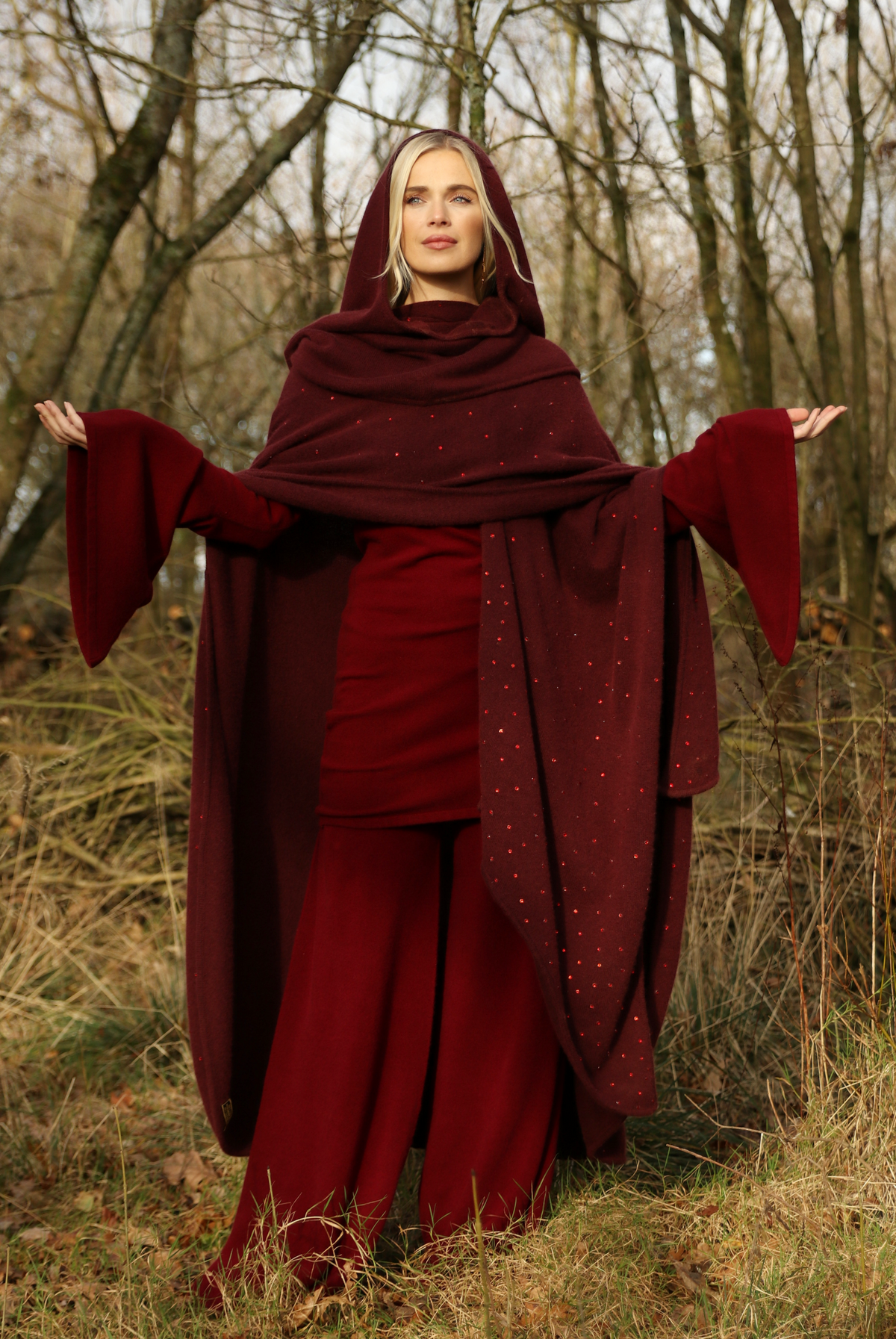100% CASHMERE MAXI FITTED DRESS BURGUNDY