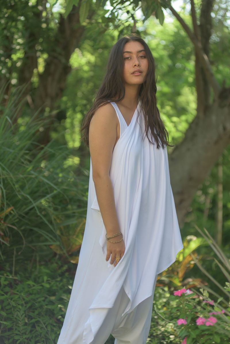 BAMBOO BAGGY JUMPSUIT WHITE