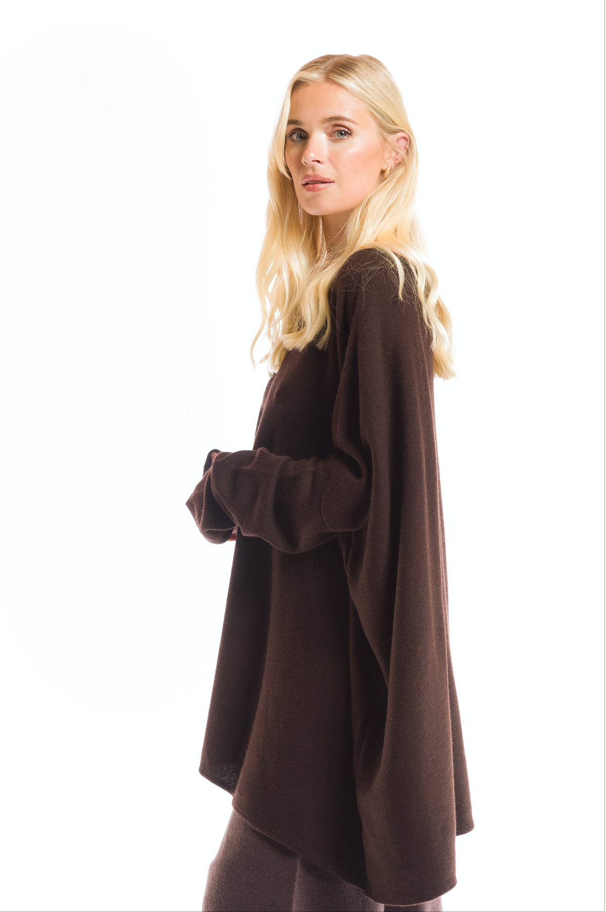 100% 4 PLY CASHMERE SNUGGLE BOX JUMPER BROWN